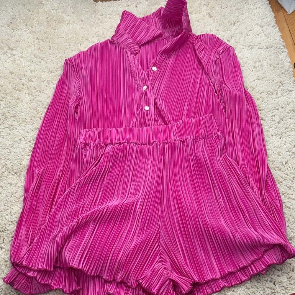 Pink Womens  Pleated Shirt and Shorts Set